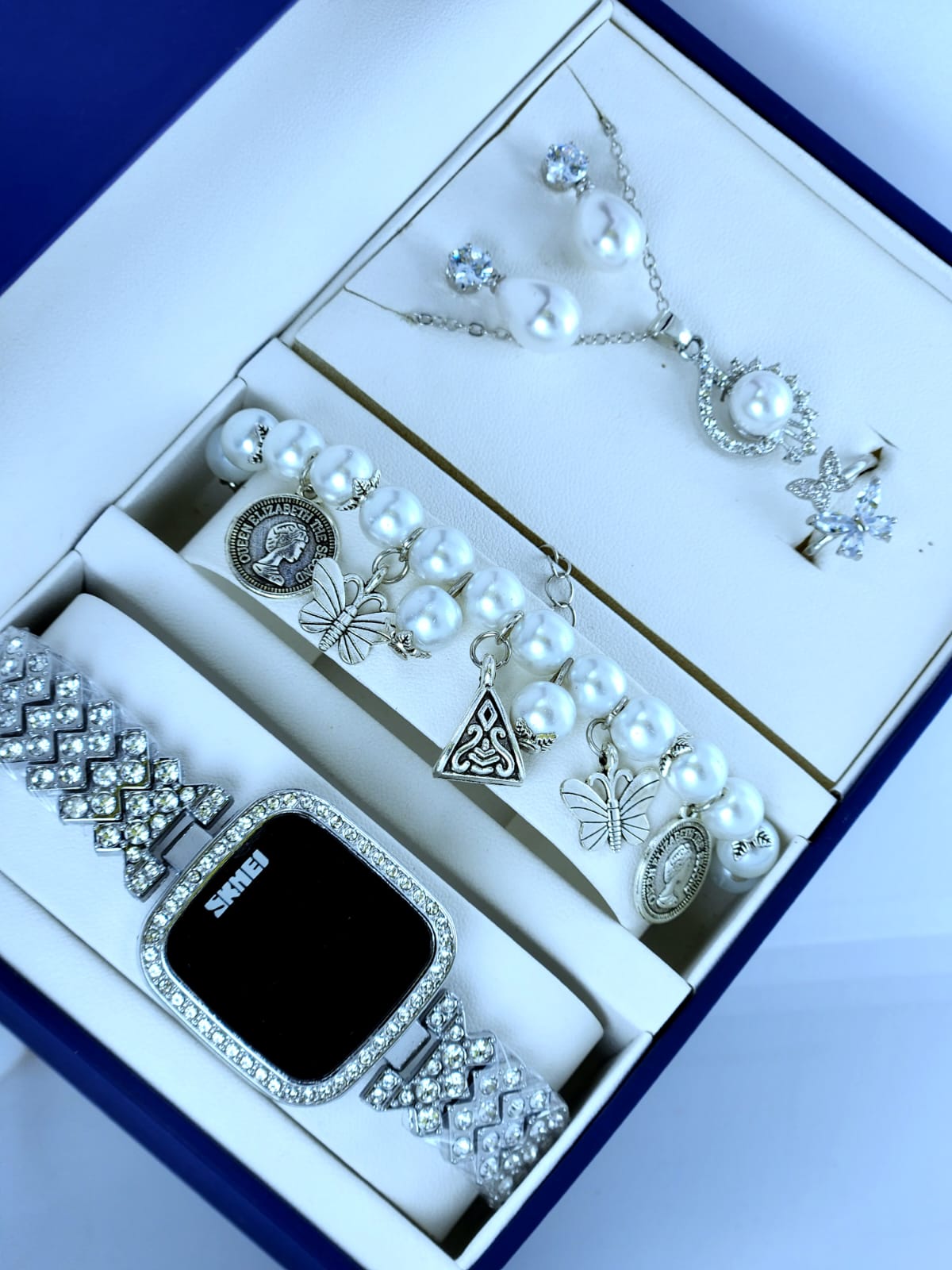 Watch Combo Gift Set for Women – Stylish Bracelet, Pendant, Ring & Earrings | লেডিস পার্ল ঘড়ি সেট