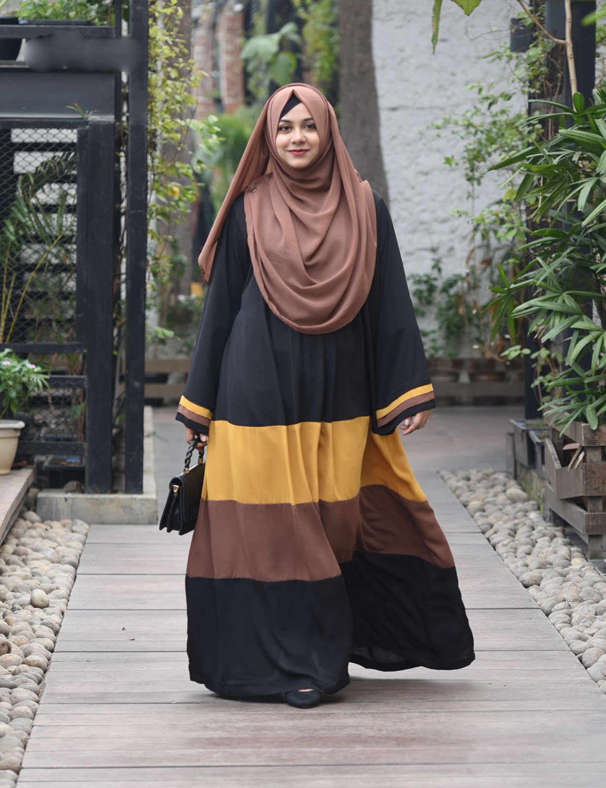 Original Dubai Cherry Borka for Women – Premium Fabric | Dubai Borka