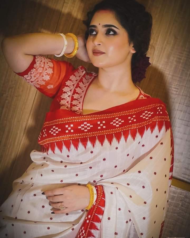 Pohela Boishakh Special White Half Silk Sharee with Red Border & Blouse Piece | হাফ সিল্ক স্কীন প্রিন্ট শাড়ি